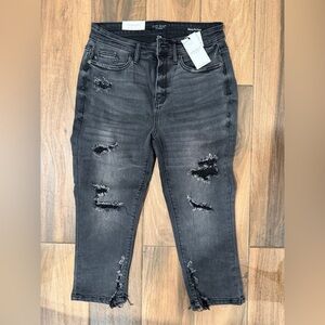 Judy Blue Washed Black Distressed Skinny Capri